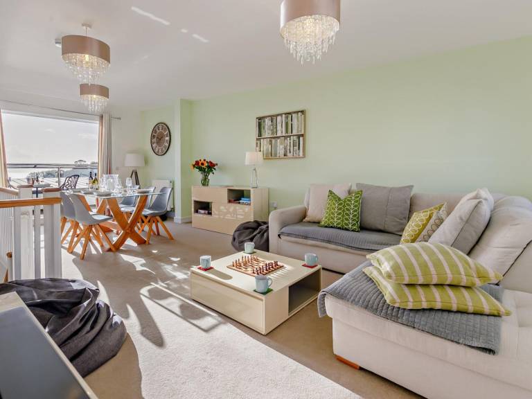 Cottage | Water view in St. Austell