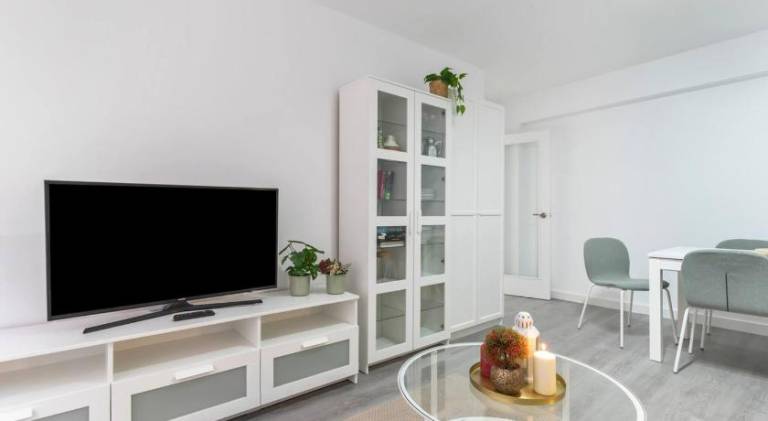 Rental apartment with 3 rooms for 6 persons — photo 2