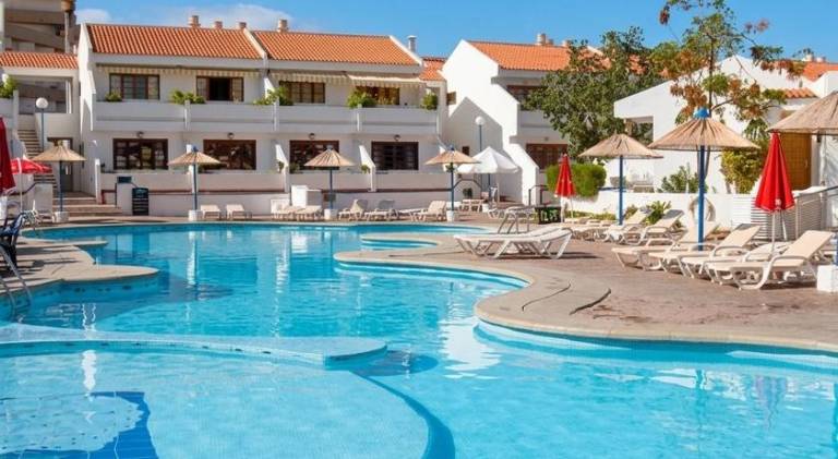 Apartment with pool in Adeje