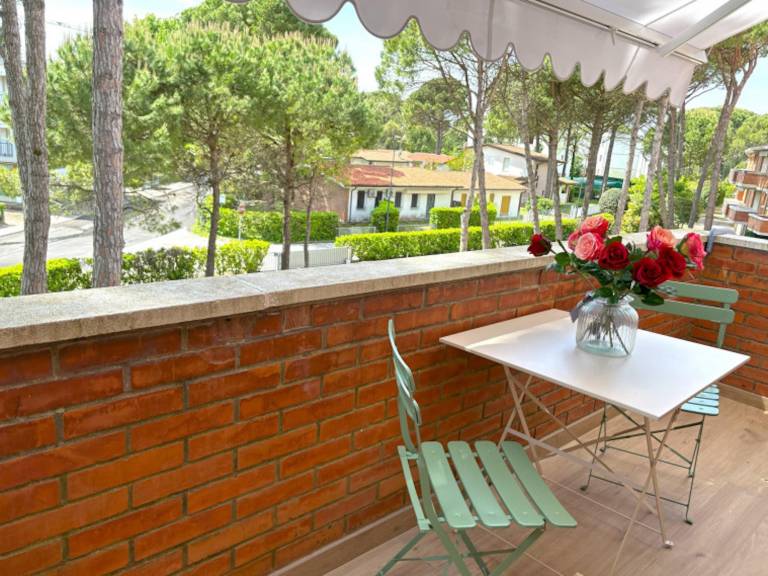 Comfy apartment with balcony in Bibione