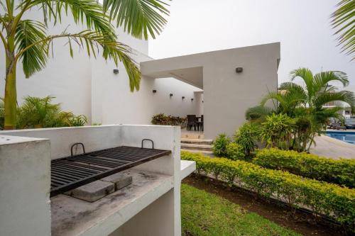 Hus Quetzales