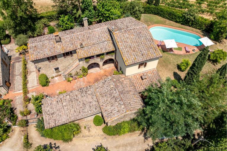 Fully equipped ample rental with garden, barbecue & private pool | Panoramic view | Good for workation | Pets allowed — photo 2