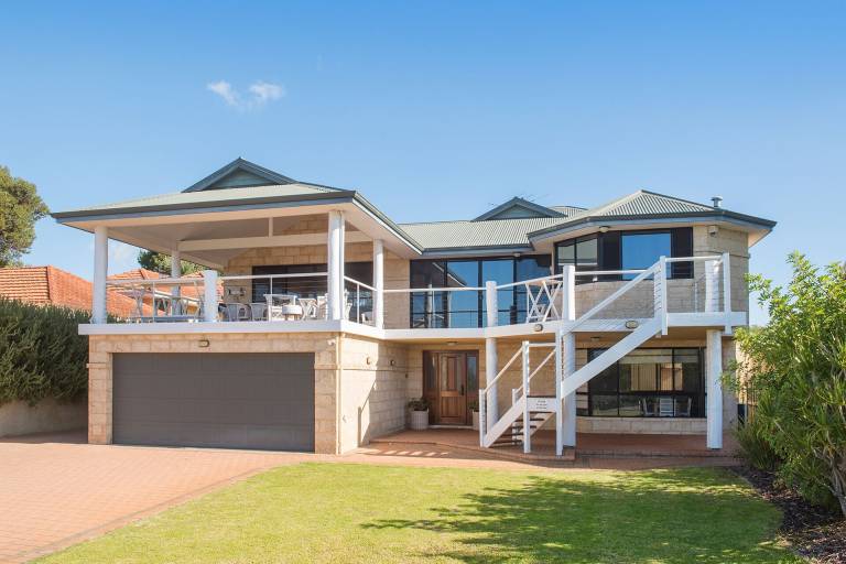 House Dunsborough