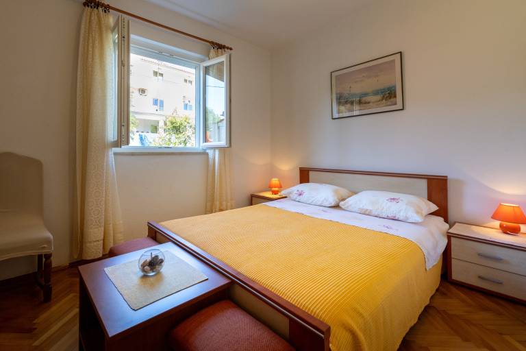 Room with terrace Stari Grad, Hvar (S-14831-c) — photo 2