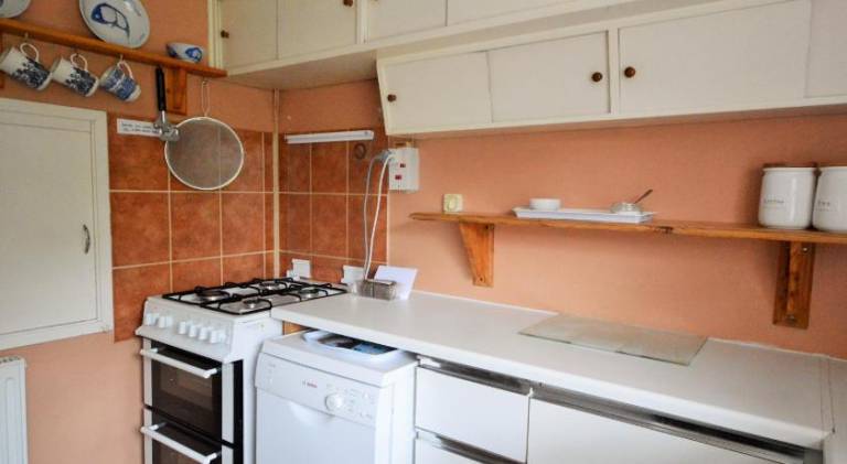 House with 2 rooms for 4 persons — photo 2