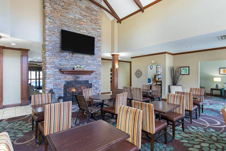 Staybridge Suites-Knoxville Oak Ridge By IHG — photo 3