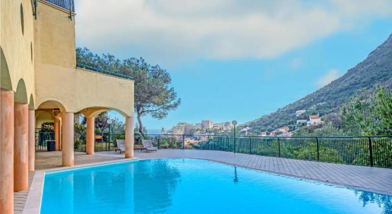 Fully equipped charming holiday apartment with pool, patio & barbeque | Perfect for remote work | Dogs allowed — photo 2