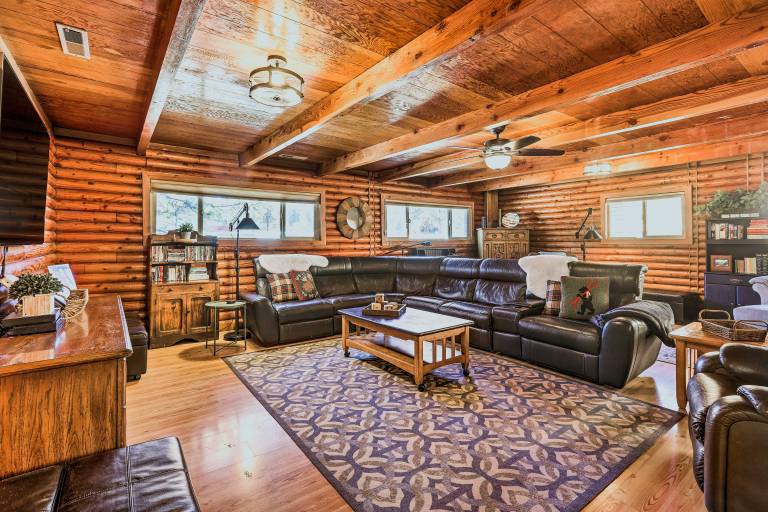 Dog-Friendly Kings Beach Log Cabin w/ Hot Tub! — photo 4