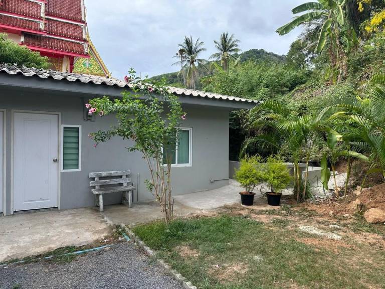 Vacation home with yard & BBQ | Perfect for remote work — photo 3