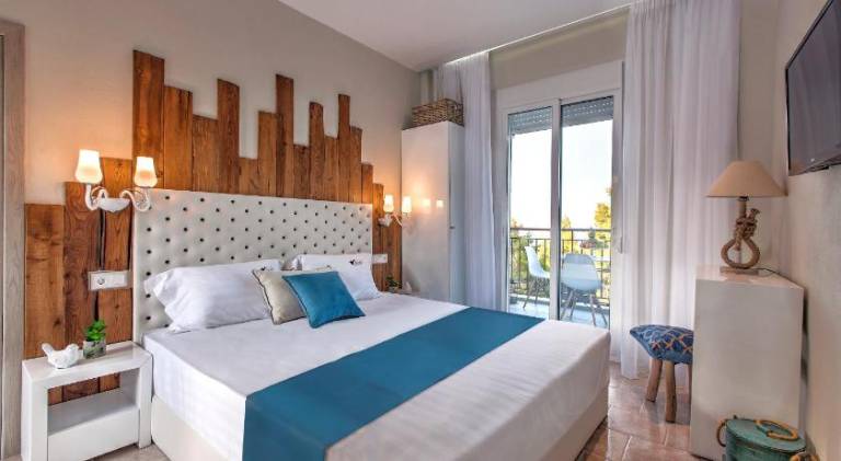 Child-friendly holiday apartment with garden, sauna & grill | Beach nearby | Pets allowed in Kas