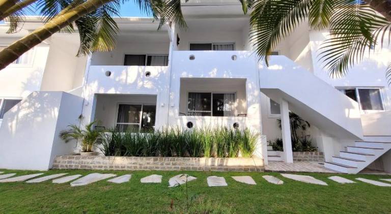 Holiday apartment with terrace & garden in Búzios