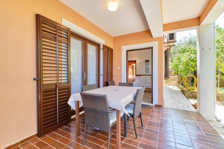 Charming apartment with garden, terrace & barbeque | Pets allowed — photo 4