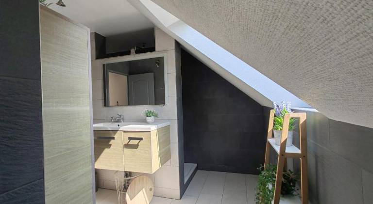 Vacation home with pool — photo 3