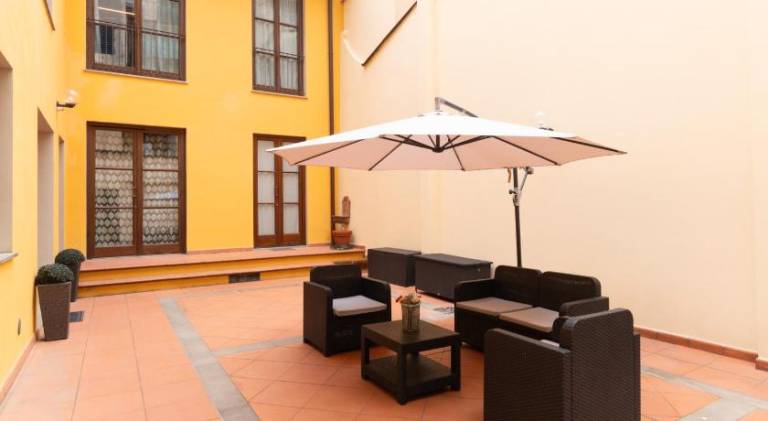House with patio | Close to Florence Cathedral | Pets are welcome — photo 4