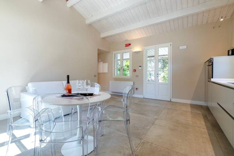 Villa 'Dimora Sella - Ginevra' with Shared Pool, Wi-Fi and Air Conditioning — photo 5
