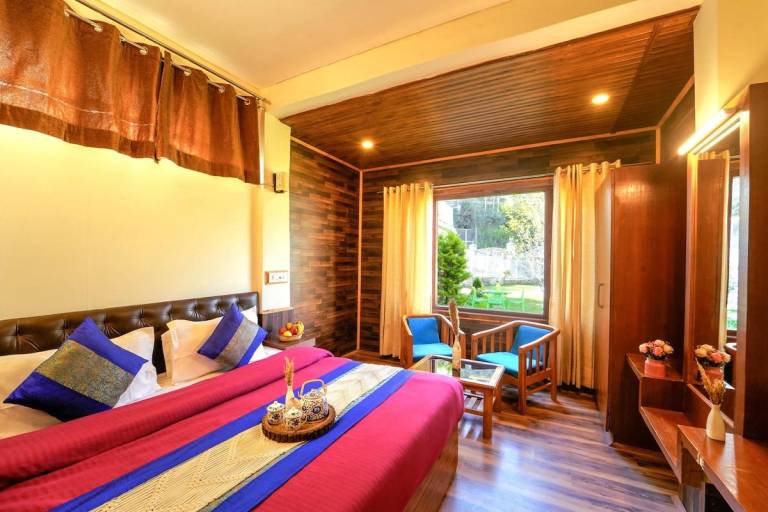 Swiss Cottage - 4 BHK with Garden Parking Wifi — photo 2