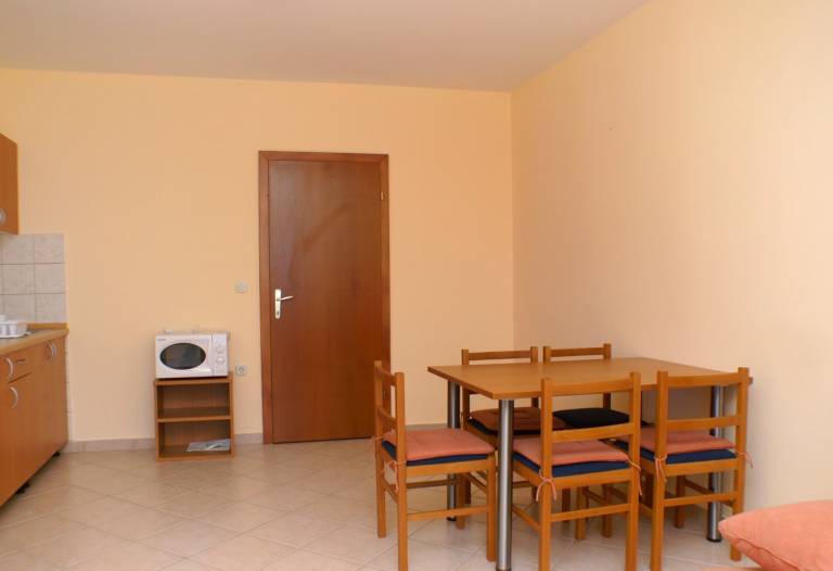 One bedroom apartment near beach Kustići, Pag (A-4087-h) — photo 3