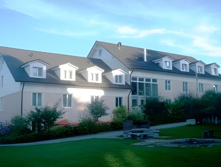 Altmuhlberg Hotel & Restaurant in Beilngries