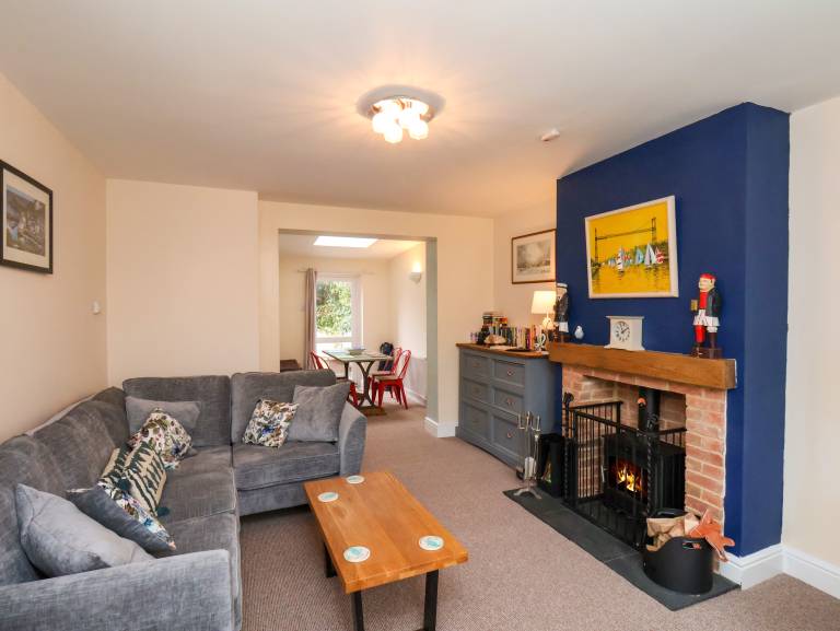 Cottage with garden | Beach view — photo 3