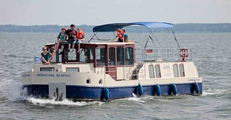 Hausboot  Hafendorf