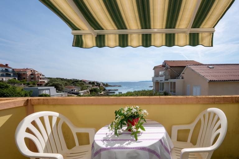 Privatzimmer in Jakišnica, Kroatien für max. 2 Personen Privatzimmer in Jakišnica, Kroatien für max. 2 Personen
