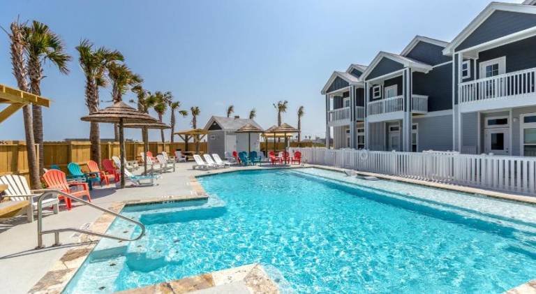 House with pool | Next to the beach | Pets allowed — photo 3