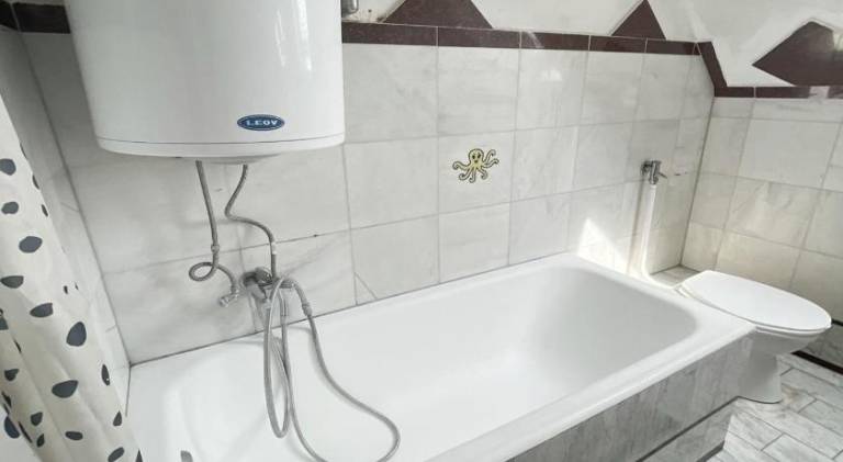 Apartment with 2 rooms for 6 persons — photo 3