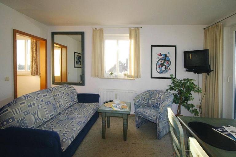 Wonderful holiday apartment with patio & garden | Pets allowed — photo 5