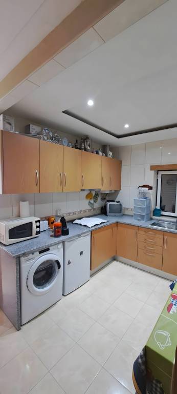 Beautiful lodge with fast internet, barbeque & patio | Mountain view | Dogs allowed — photo 3