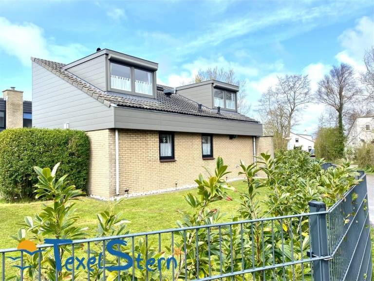 Ferienhaus mit Terrasse und Garten