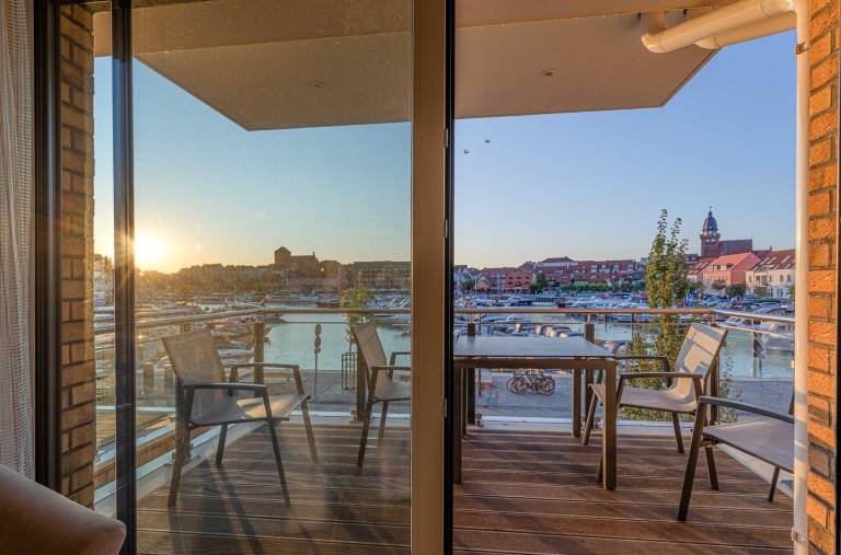 5-Sterne Ferienwohnung Hafenidylle mit Balkon und Hafenblick — photo 5