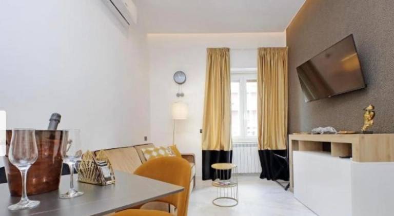 Rental apartment with 2 rooms for 5 persons — photo 3