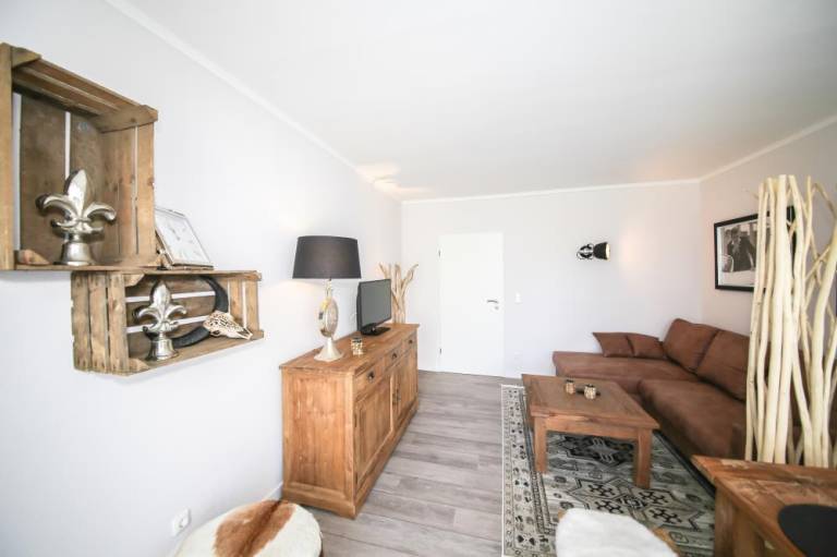 Apartment with patio | Sea view — photo 3