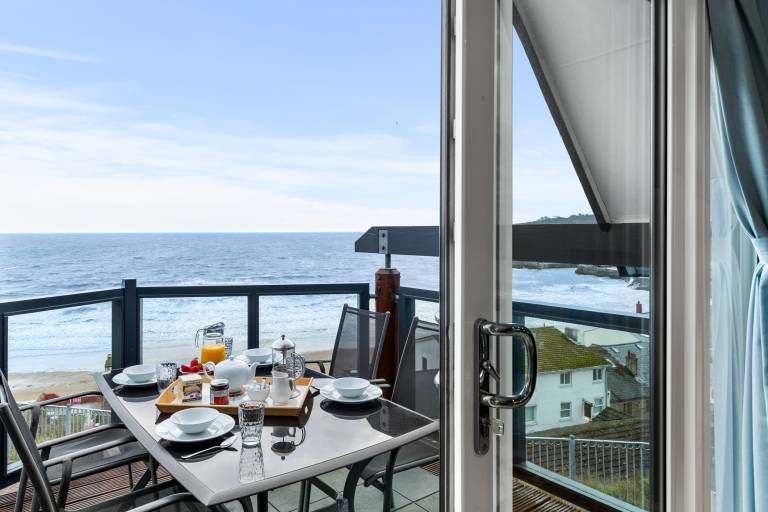Child-friendly lovely apartment | Panoramic view | Beach nearby | Pets are welcome — photo 5