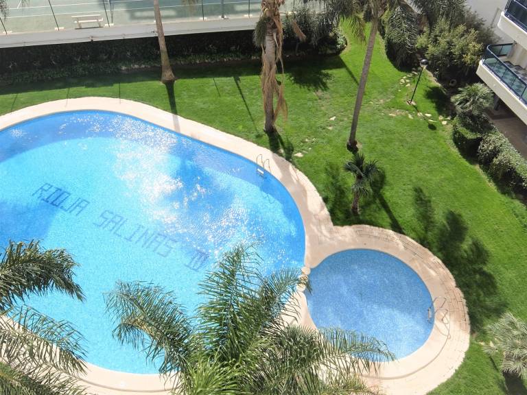 Rental apartment with garden, pool & patio — photo 2