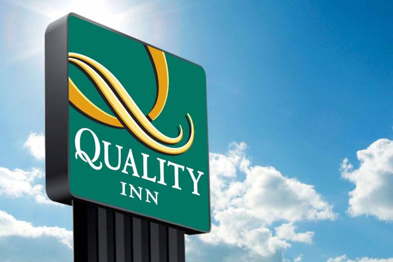 Quality Inn & Suites Bozeman in Bozeman, MT