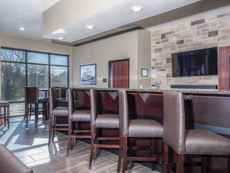 Cobblestone Hotel & Suites - Rhinelander — photo 5