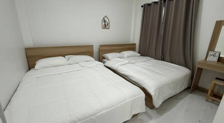 Villa with pool & jacuzzi in Rayong