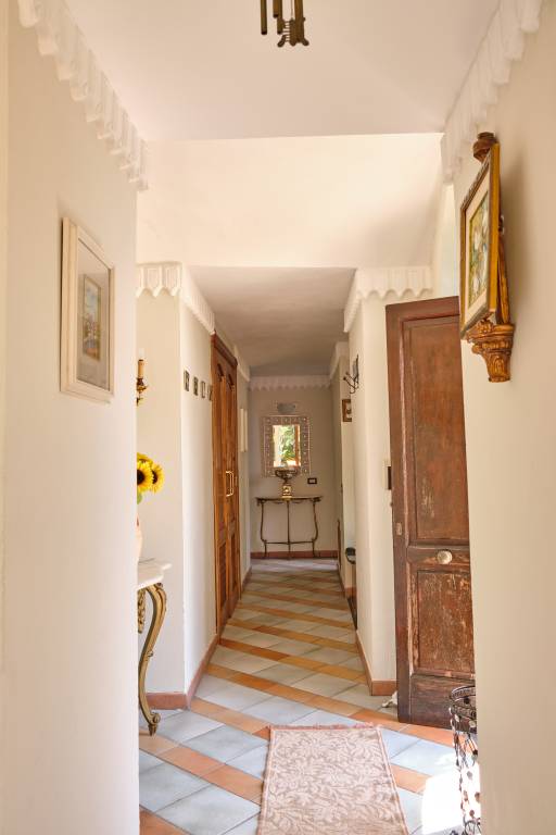 Villa with patio, garden & barbeque | Sea view — photo 4