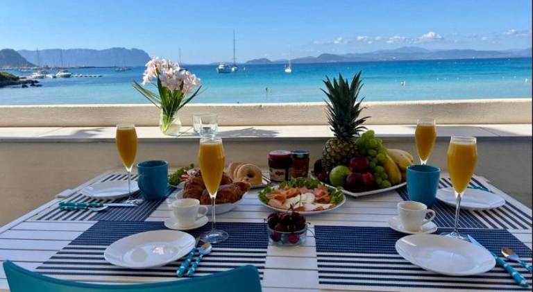 Charming holiday apartment | Beach nearby | Pets allowed in Golfo Aranci