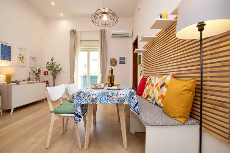 Ferienwohnung in Palermo für max. 4 Personen Ferienwohnung in Palermo für max. 4 Personen