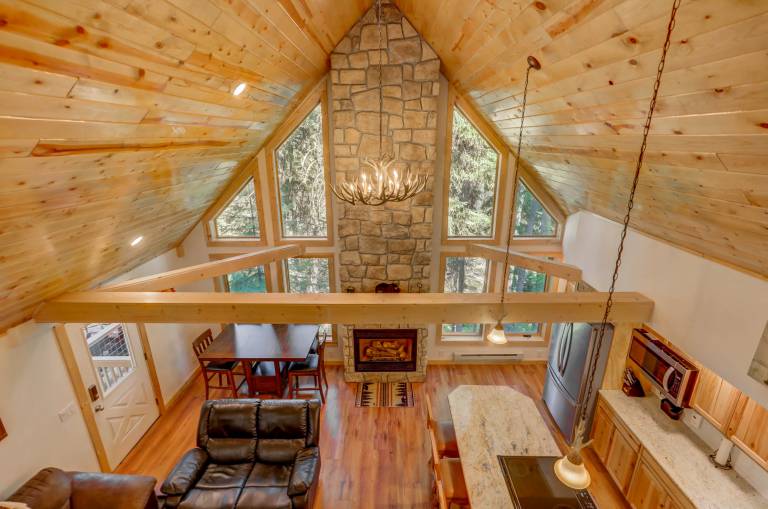Carlson Cabin - Payette River Views and Access - Fishing - Private Wooded Setting - Pet Friendly — photo 4