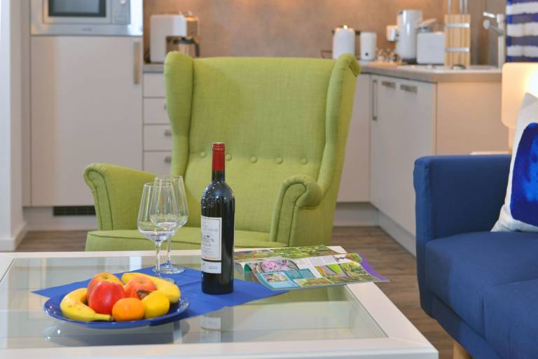 Komfortable Ferienwohnung mit Meerblick und Terrasse im Blauen Haus in Ralswiek — photo 4