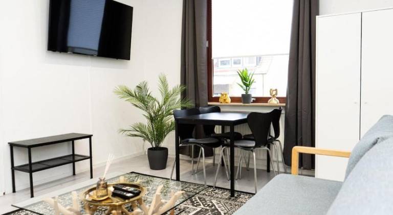 Apartment with 1 room for 5 persons in Bremen