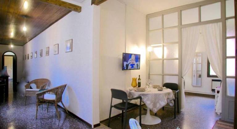 Rental apartment | Next to Two Towers — photo 3