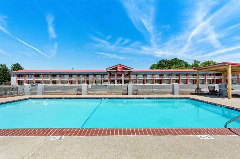 Red Roof Inn Berea — photo 5