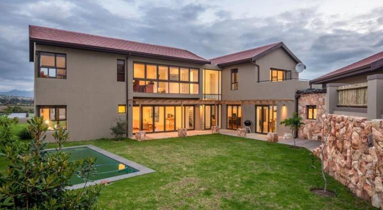 320 m² Ferienhaus