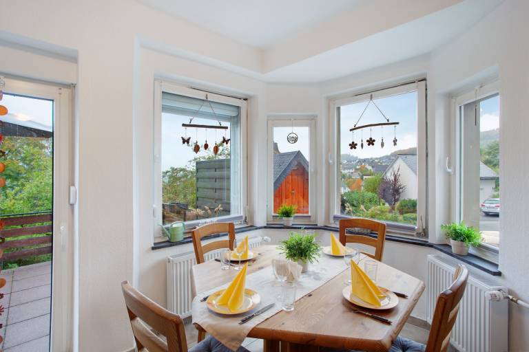 Holiday Apartment 'Kirsten's Hike N Bike' with Mountain View, Private Terrace and Wi-Fi — photo 3