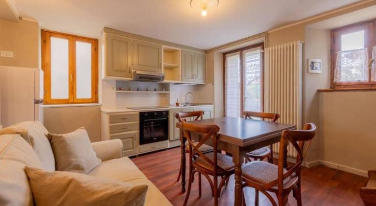 Holiday apartment | Pet-friendly in Centro Valle Intelvi