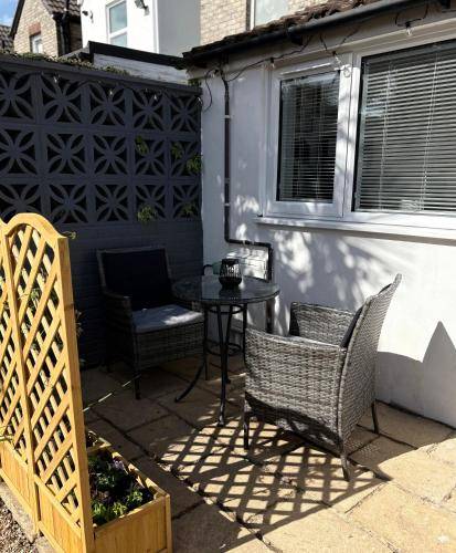 The Snug Guestroom Poole — photo 4